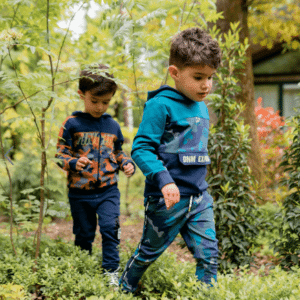 Jongens capuchonsweater met colourblock